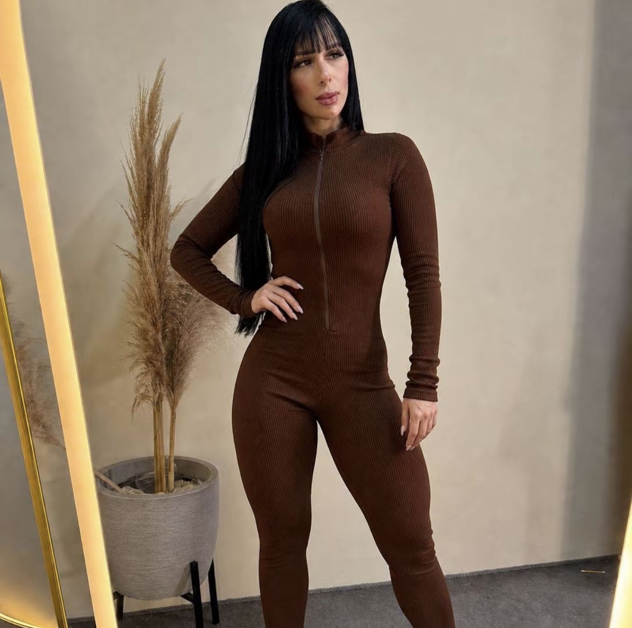 Macacão Feminino Canelado Manga Longa Zíper Frontal Gola Alta Modelagem Justa Body Jumpsuit